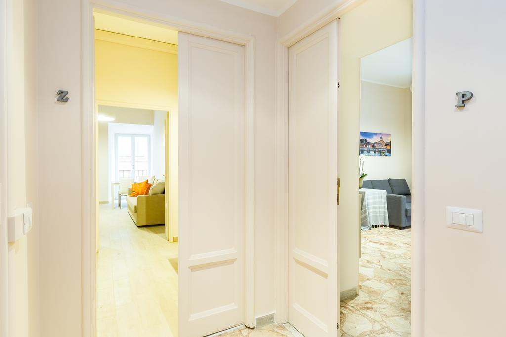G-House Pettinari Apartment Rome Bagian luar foto