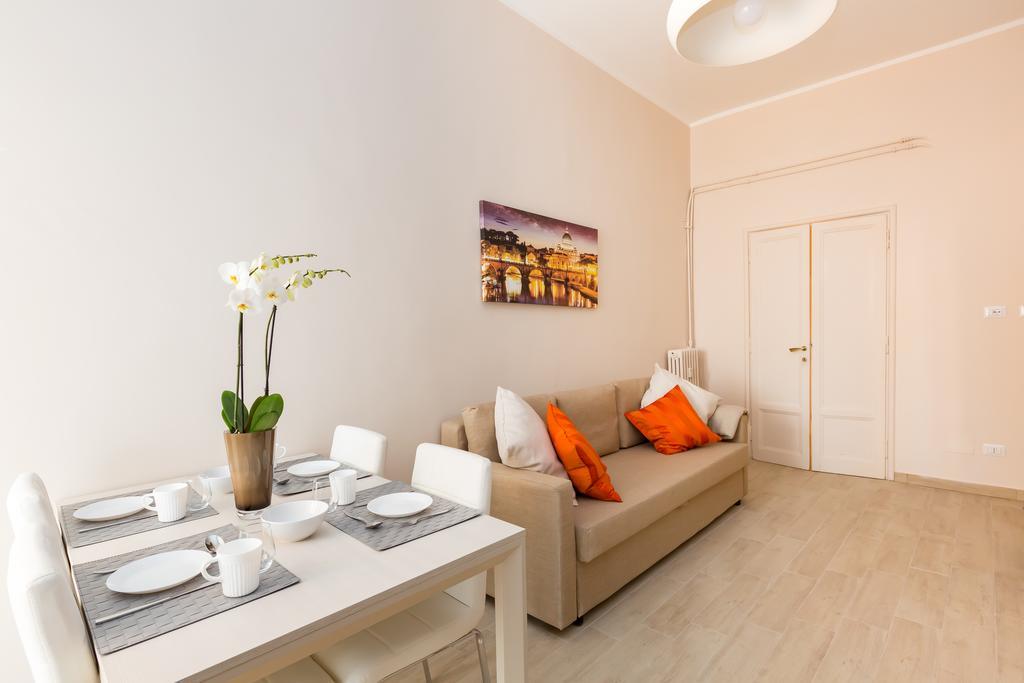 G-House Pettinari Apartment Rome Bagian luar foto